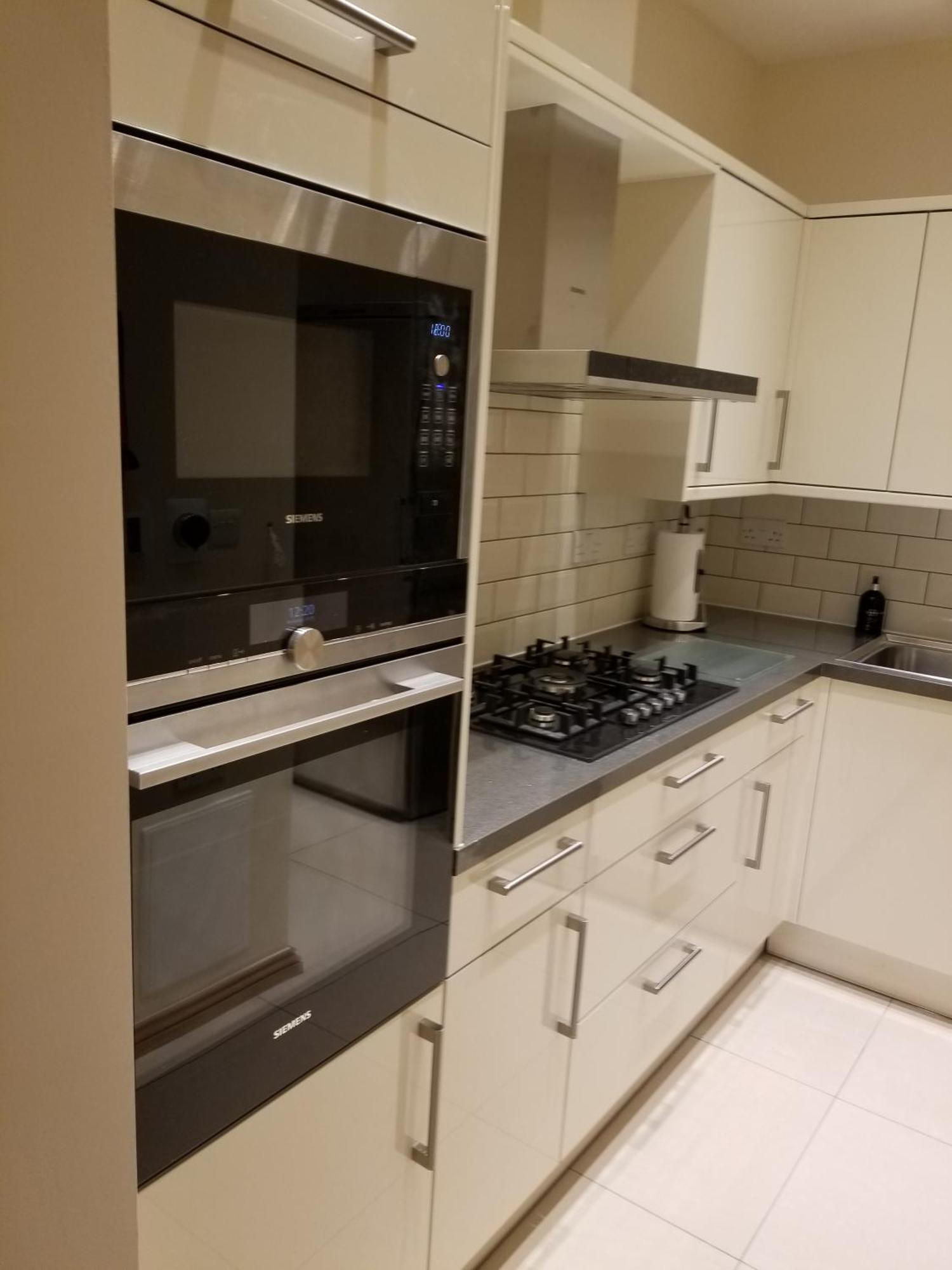 London Luxury Apartment 4 Bedroom Sleeps 12 People With 4 Bathrooms 1 Min Walk From Station Wanstead Extérieur photo