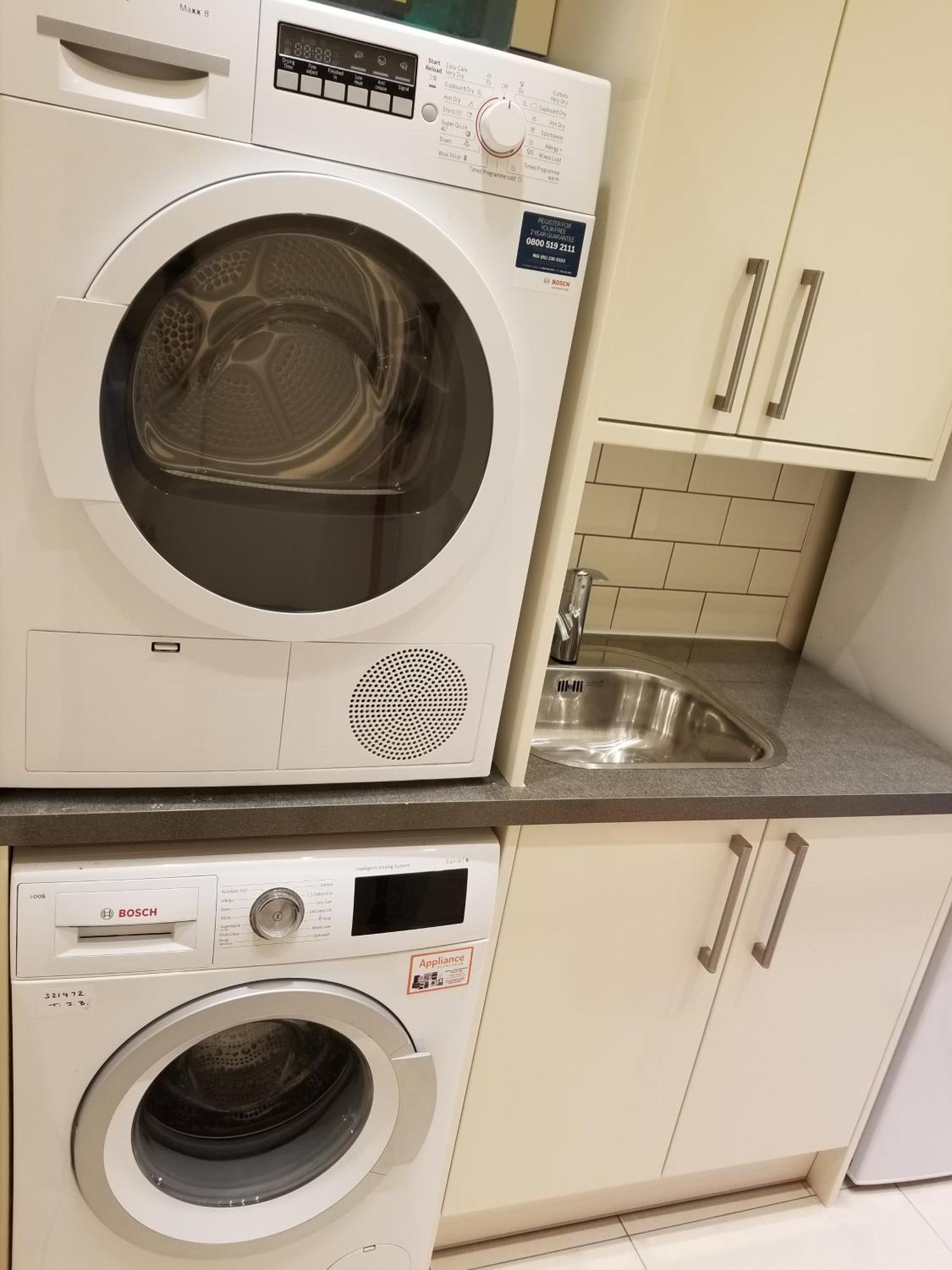 London Luxury Apartment 4 Bedroom Sleeps 12 People With 4 Bathrooms 1 Min Walk From Station Wanstead Extérieur photo